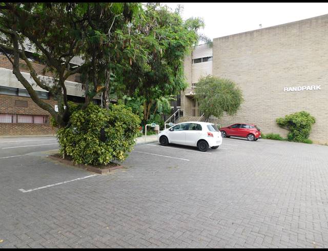 496M² OFFICE FOR SALE IN FERNDALE